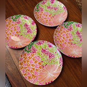 ❤️BOGO*
Isaac Mizrahi Outdoor Melamine Plates- set of 4